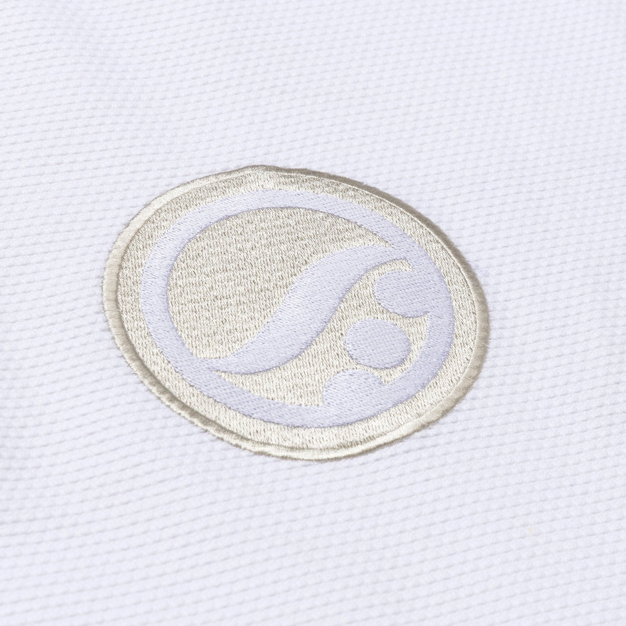Shoyoroll Born x Raised Gi White with Bag | Premium BJJ Gi - Image 12